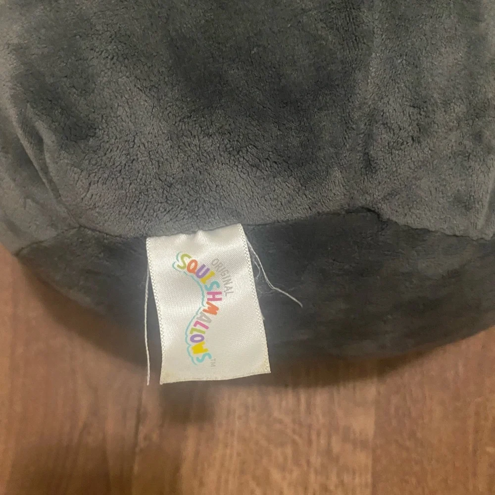 19 G -Squishmallows Black and White Penguin Plush
